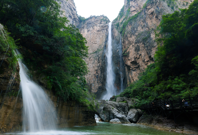 Yuntai Heavenly Waterfall