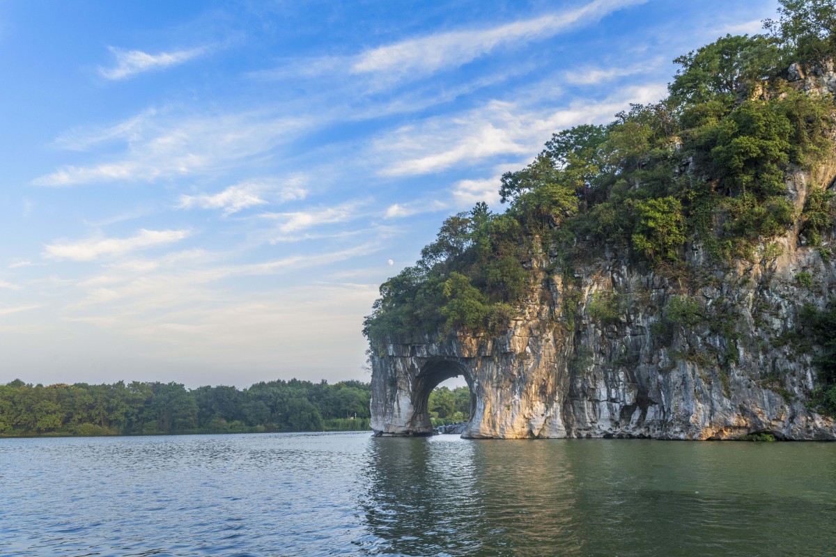 Guilin 2-day essence itinerary — Elephant Trunk Hill