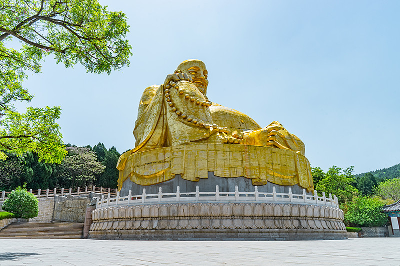 The mountain of the Buddha