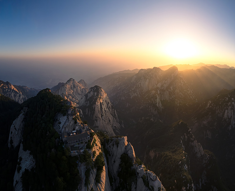 The sea of clouds at dawn