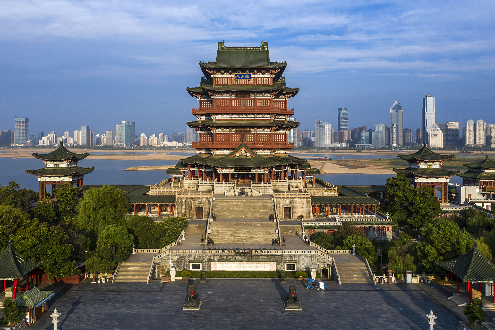Two-Day Nanchang & Meiling