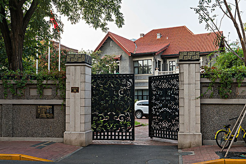 Stroll the Wudadao villas