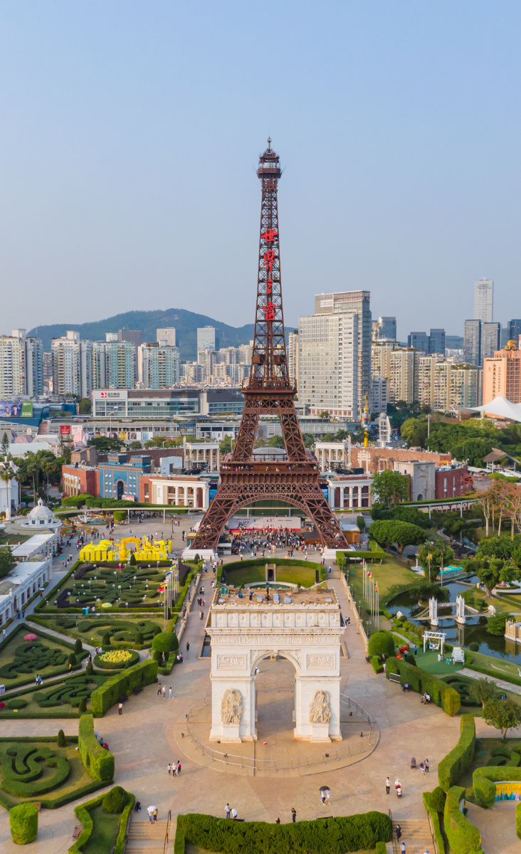 Shenzhen 2-day theme-park itinerary — Window of the World Eiffel Tower