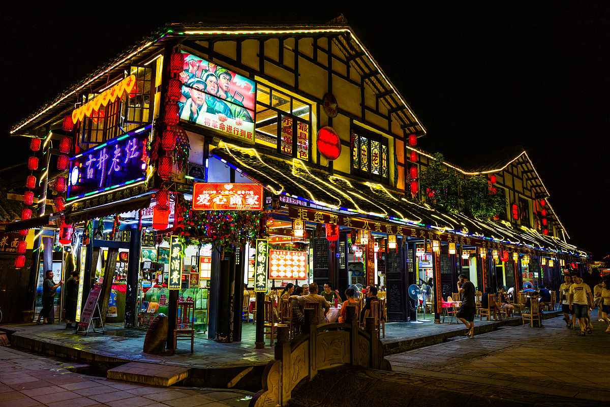 Stay at Xingping or Yangshuo