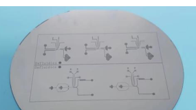4英寸SU-8母模实物