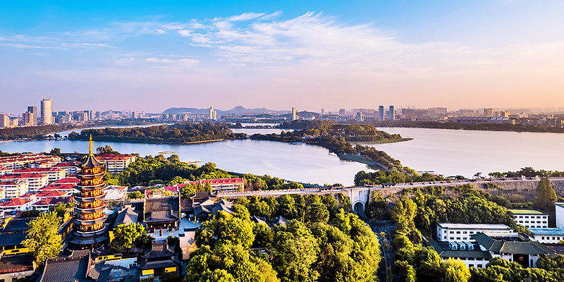 Xuanwu Lake & Jiming Temple