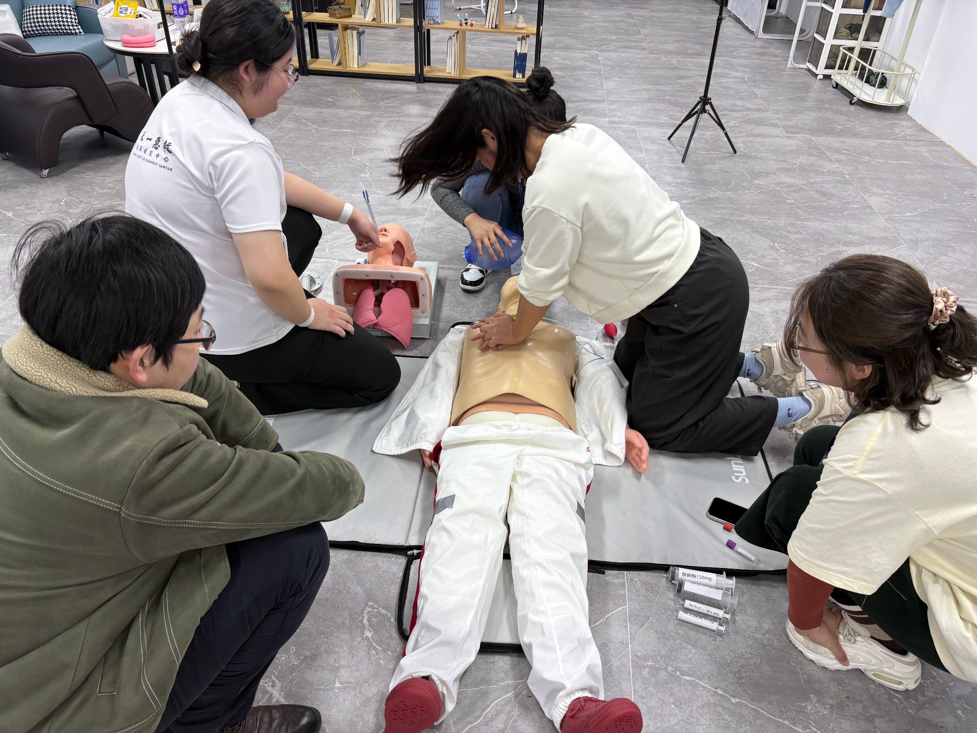 模拟人教学