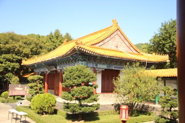 Yuanming Xinyuan — a 1:1 replica palace garden of Beijing's Old Summer Palace