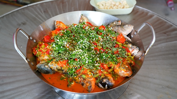 Sour fish soup — Guizhou specialties on ToursChinaTravel