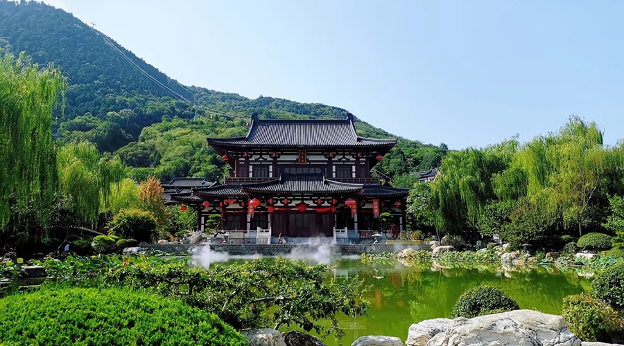 Huaqing Pool (Huaqing Chi)