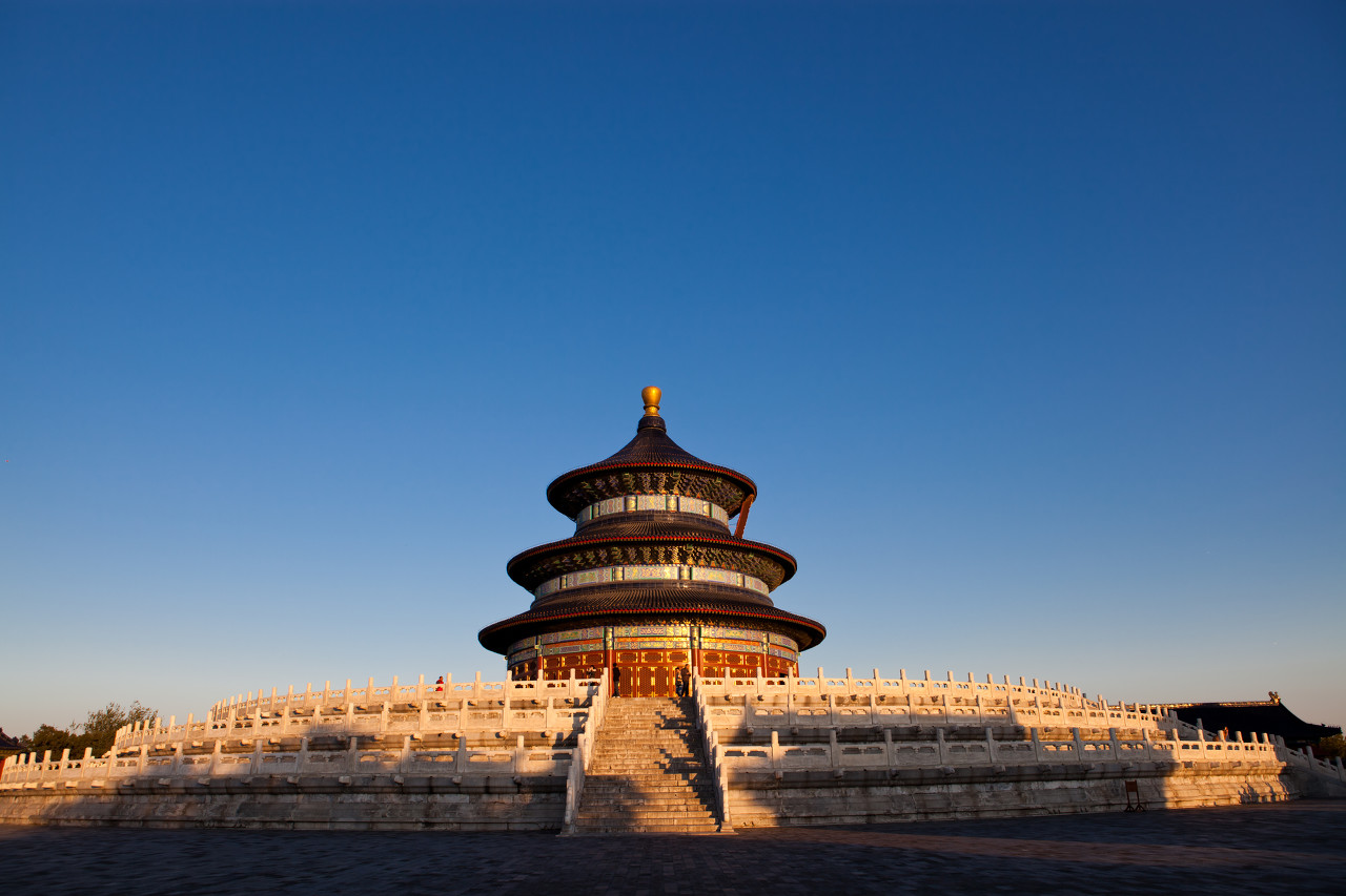 Pray at the Temple of Heaven