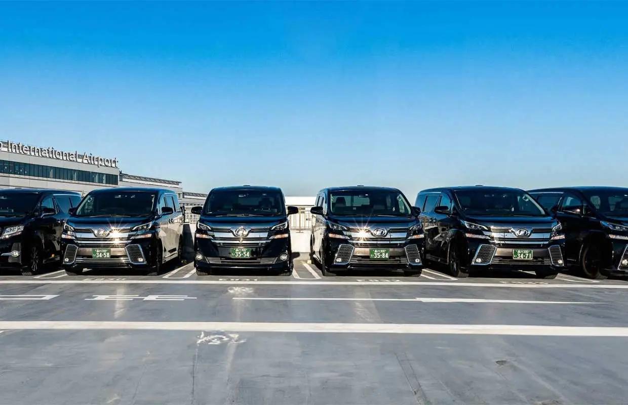 Airport transfer fleet